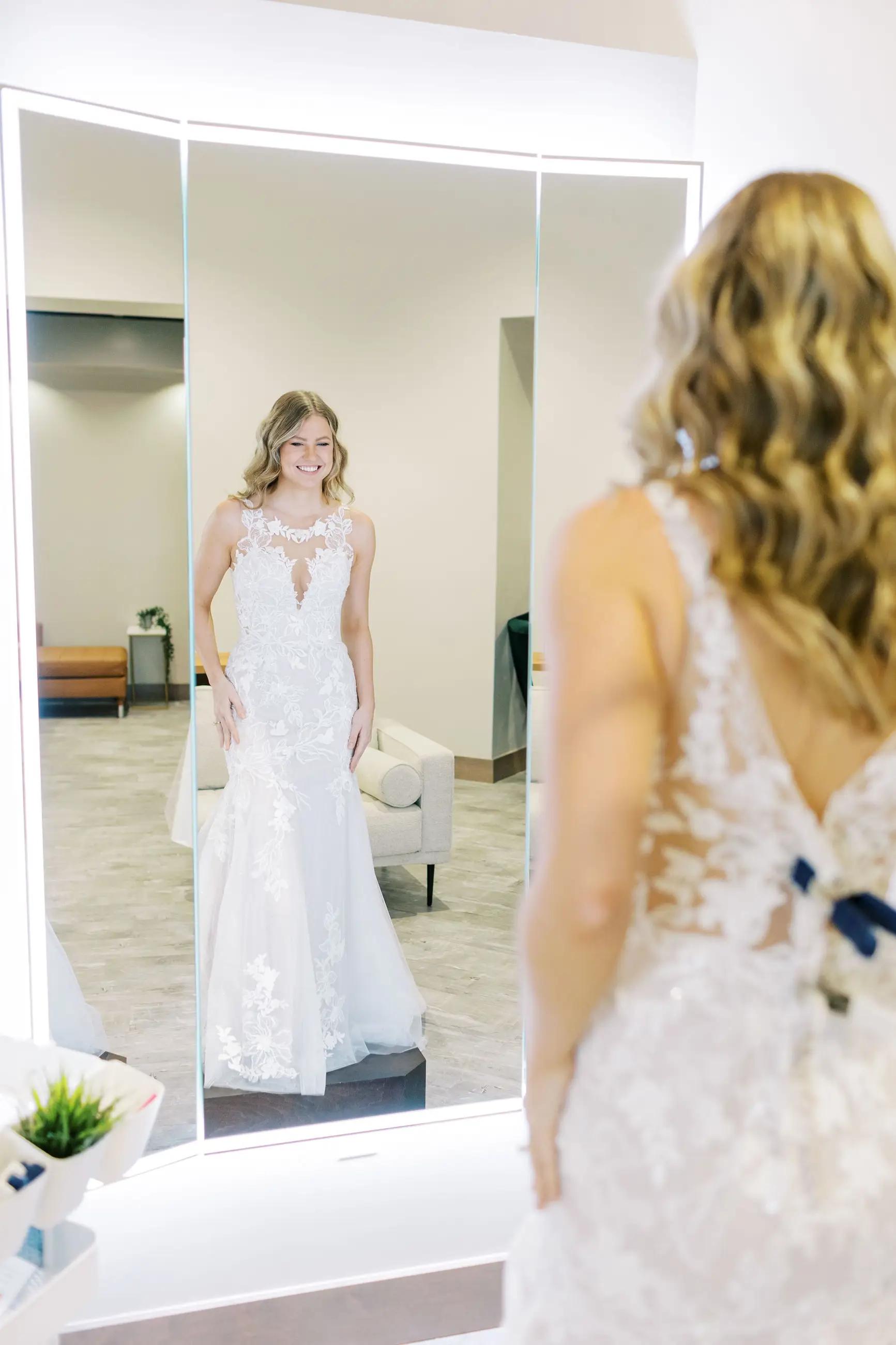 What is a Wedding Dress Sample? Image