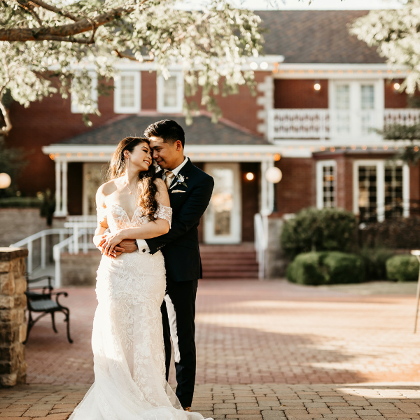 #ADOREREALBRIDE | KRISTEEN &amp; GLEN. Mobile Image