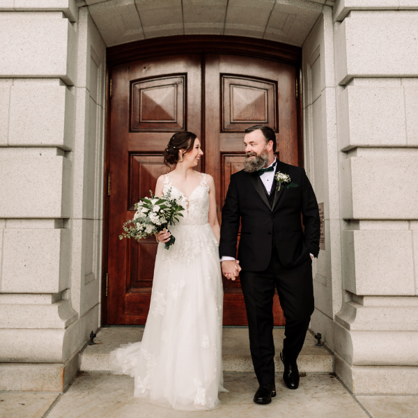 #ADOREREALBRIDE | SAMANTHA &amp; SHAWN. Mobile Image